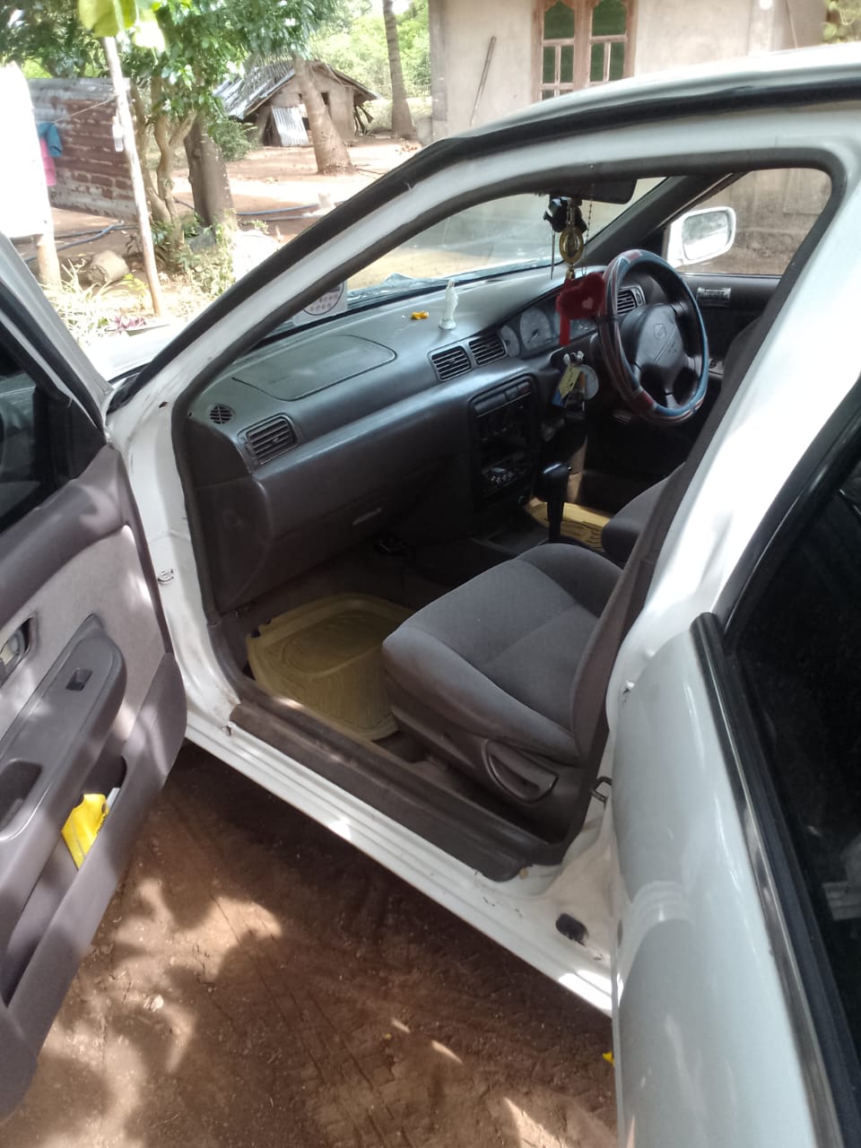 Nissan Sunny 1997 - Used Car sale in Sri Lanka - patpat.lk