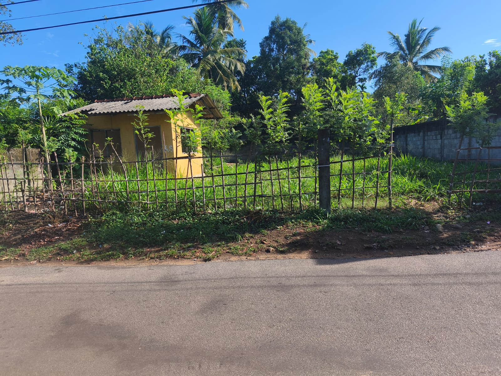 Residential Land for Sale in Kadawatha ads-image-1