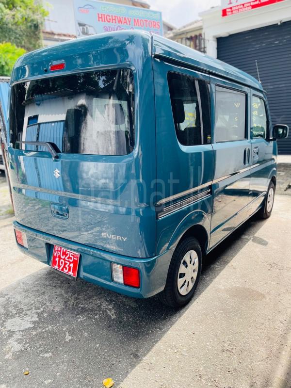 Advertisement image 3