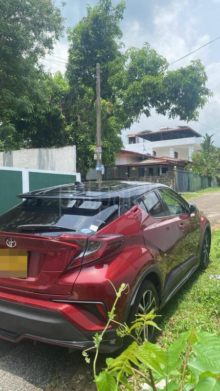 Toyota CHR 2018 - பயன்படுத்தப்பட்டது SUV sale in Sri Lanka - patpat.lk