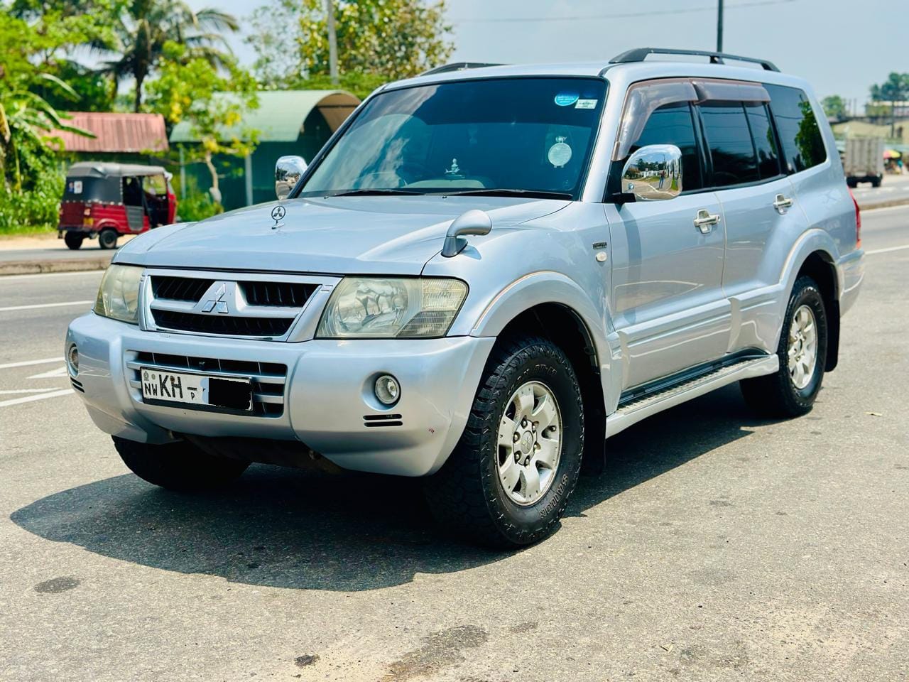 Mitsubishi Montero 2004 - Used SUV sale in Sri Lanka - patpat.lk
