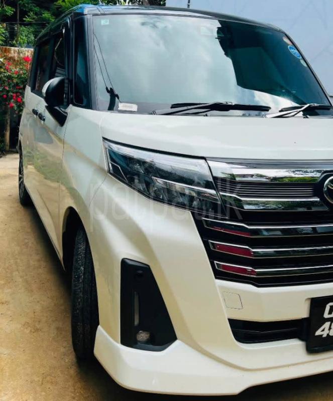 Toyota Roomy 2025 - பயன்படுத்தப்பட்டது வேன் sale in Sri Lanka - patpat.lk