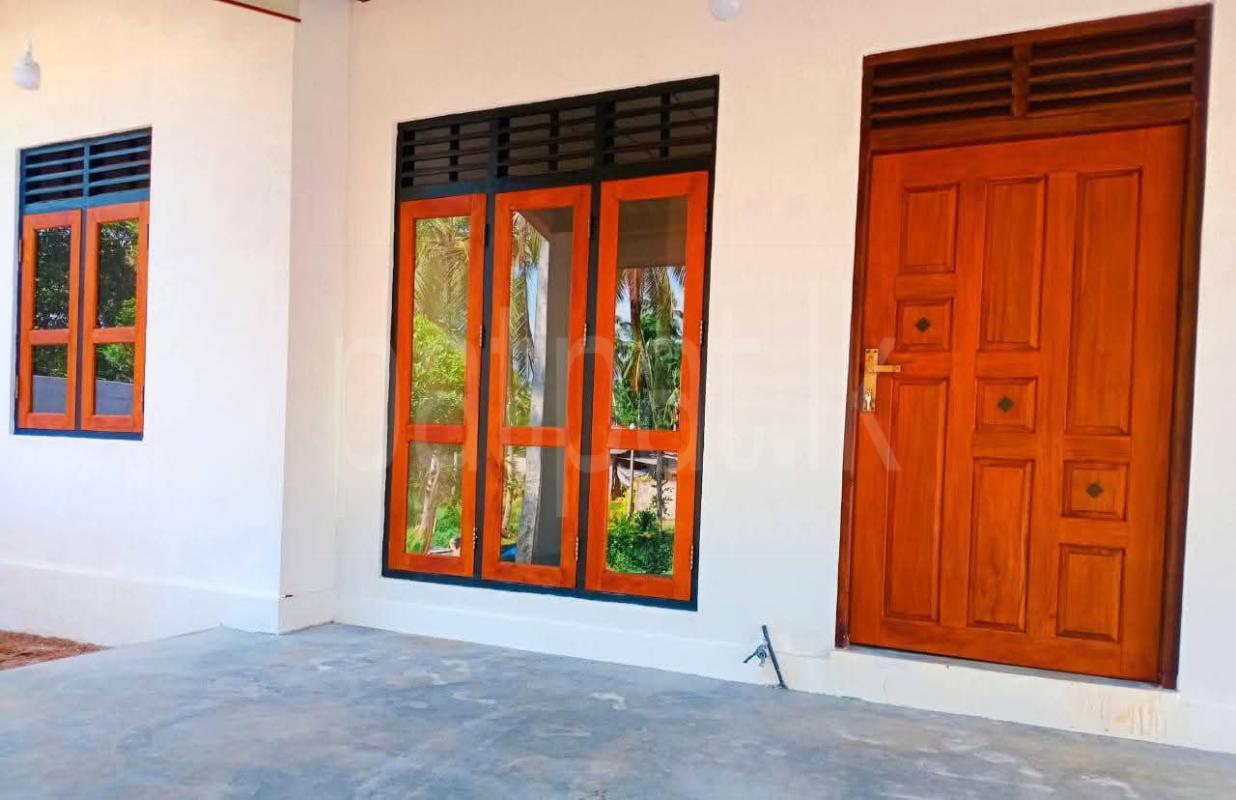 House for Sale in Naranwala