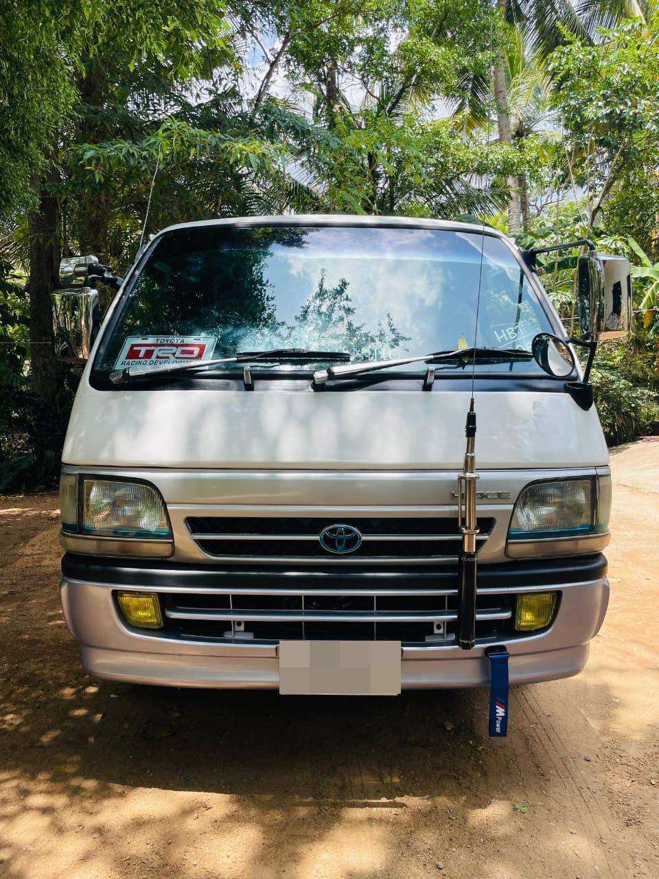 Toyota Hiace 1990 - Used Van sale in Sri Lanka - patpat.lk