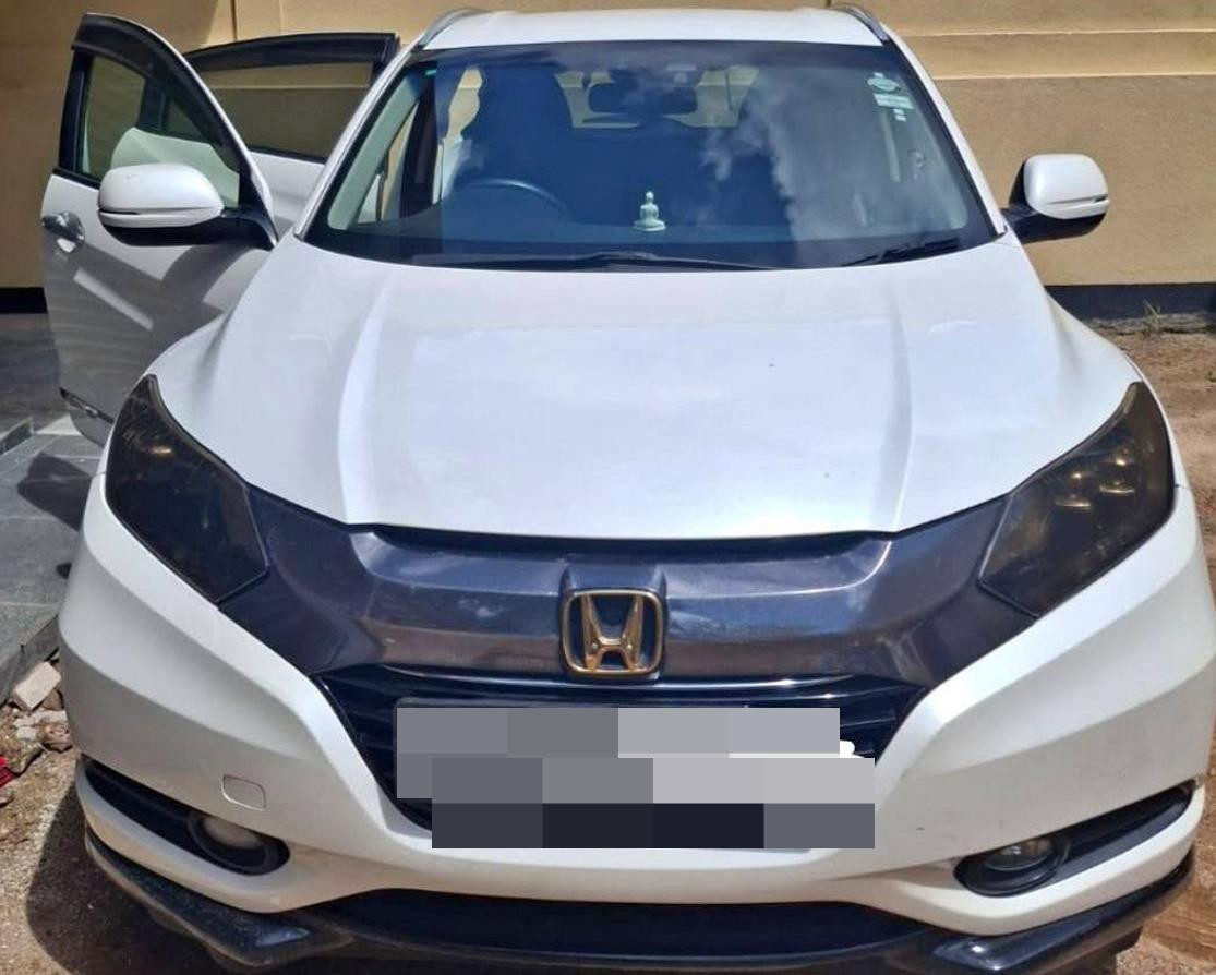 Honda Vezel 2015 ads-image-1