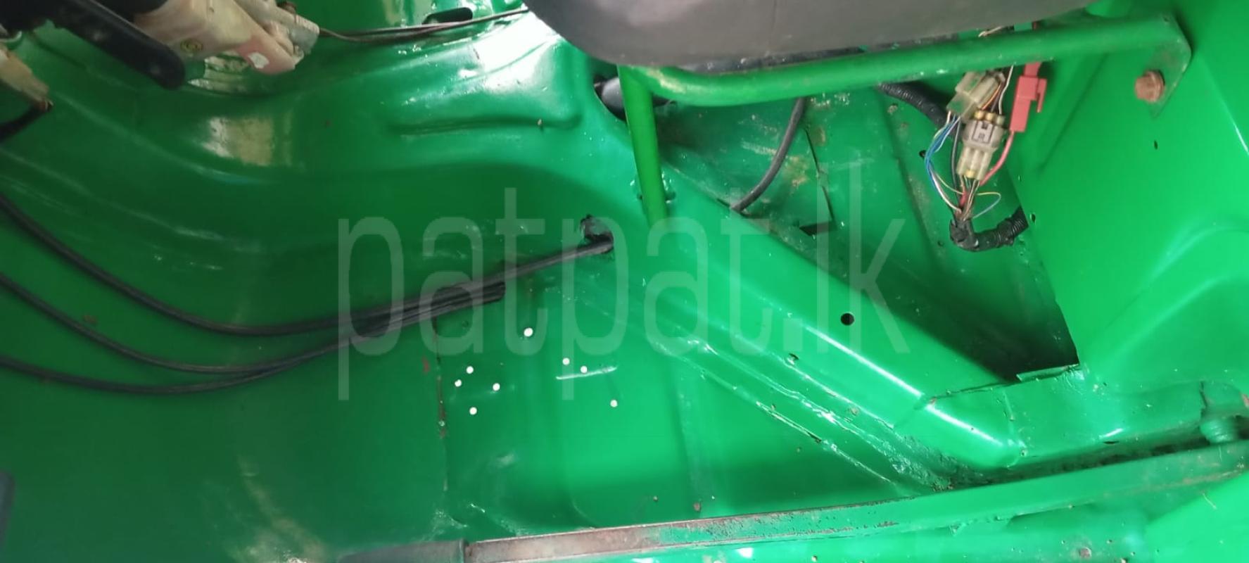 Bajaj Three Wheel 2010 - பயன்படுத்தப்பட்டது முச்சக்கர வண்டி sale in Sri Lanka - patpat.lk