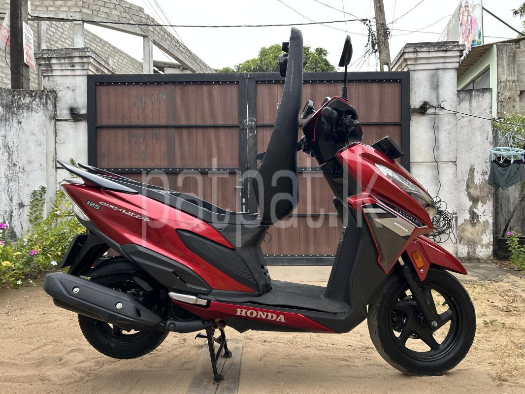 Advertisement image 1