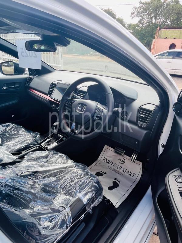 Advertisement image 6