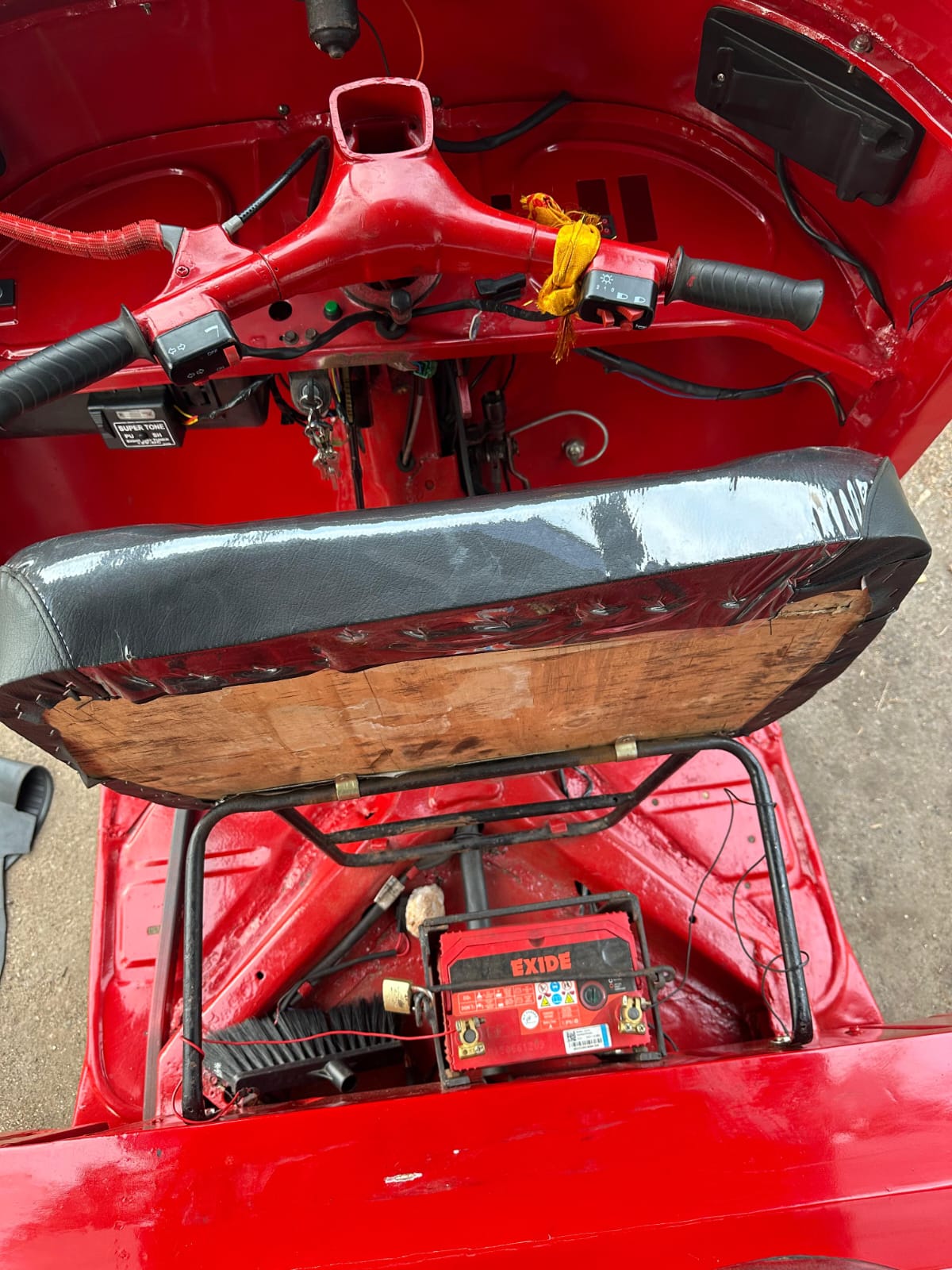 Bajaj Three Wheel 2006 - Used Three wheeler sale in Sri Lanka - patpat.lk