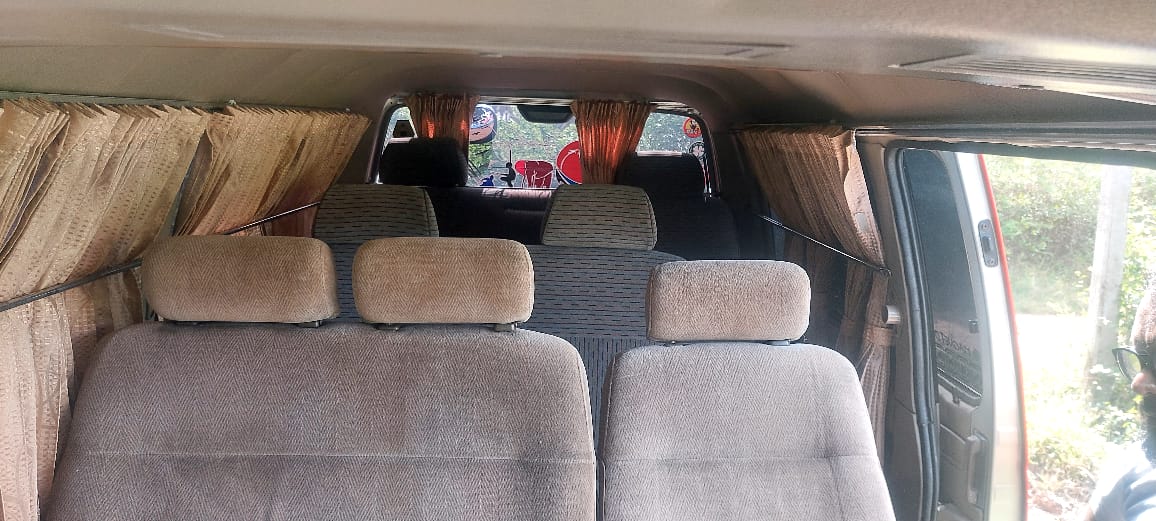 Nissan Caravan 1994 - பயன்படுத்தப்பட்டது வேன் sale in Sri Lanka - patpat.lk