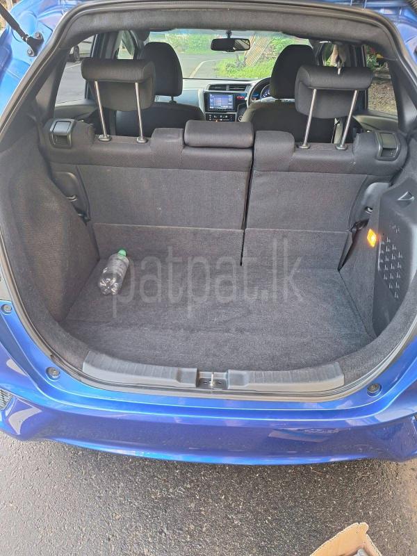 Honda Fit 2014 - பயன்படுத்தப்பட்டது கார் sale in Sri Lanka - patpat.lk
