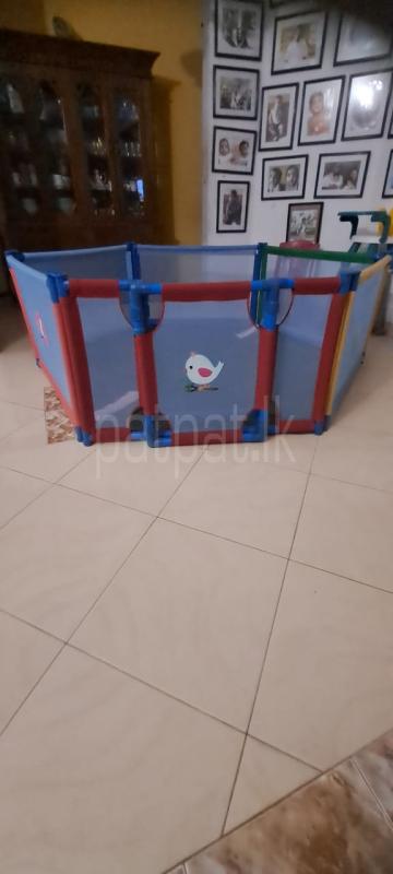 PLAY PEN