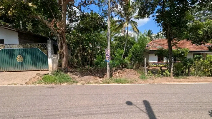 Commercial Land for Sale in Minuwangoda