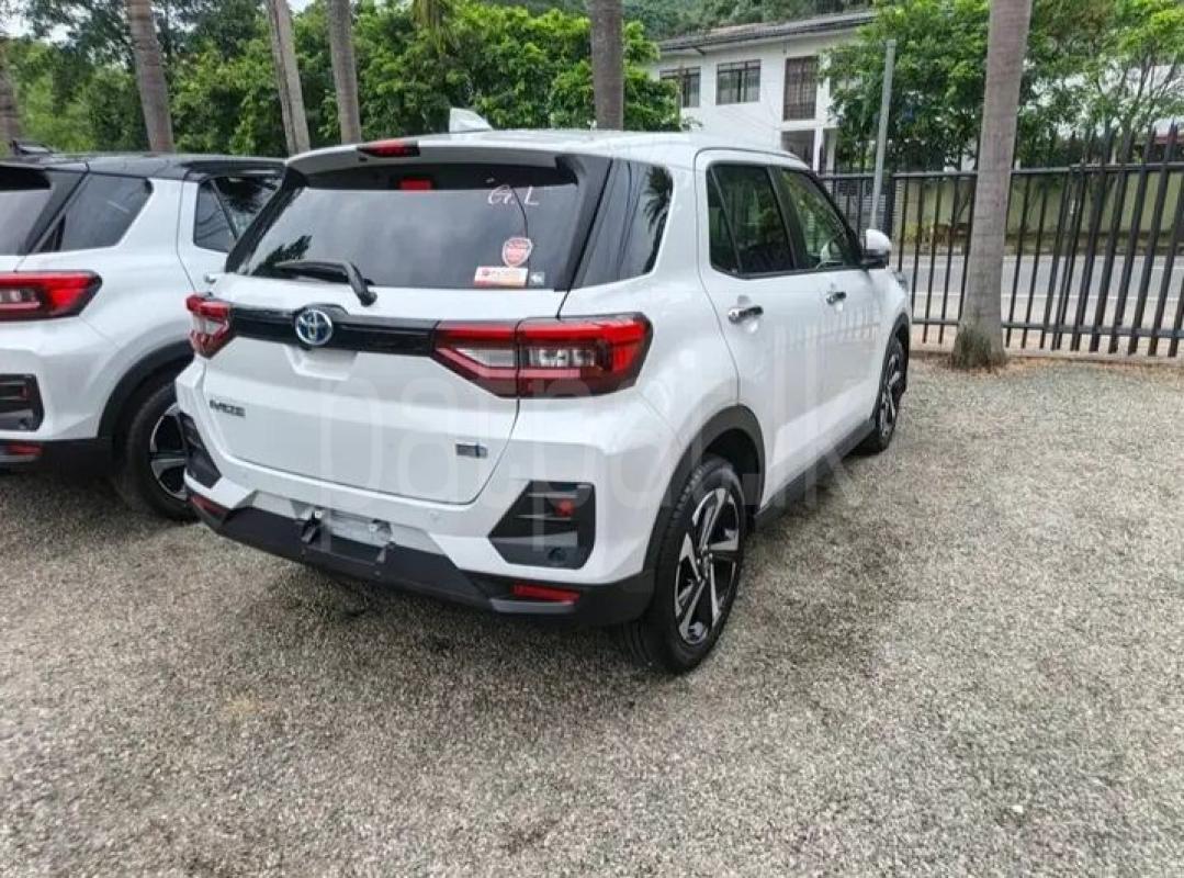 Advertisement image 3