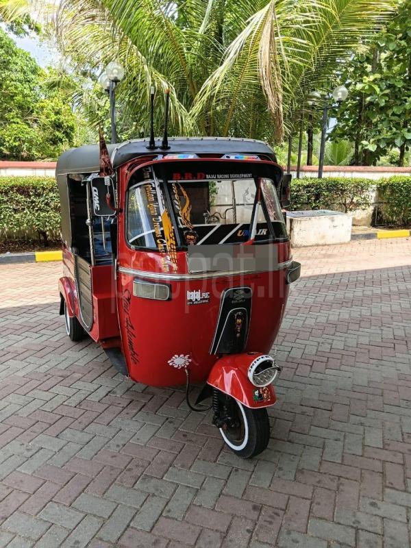 Bajaj 4 stroke 2006 - பயன்படுத்தப்பட்டது முச்சக்கர வண்டி sale in Sri Lanka - patpat.lk