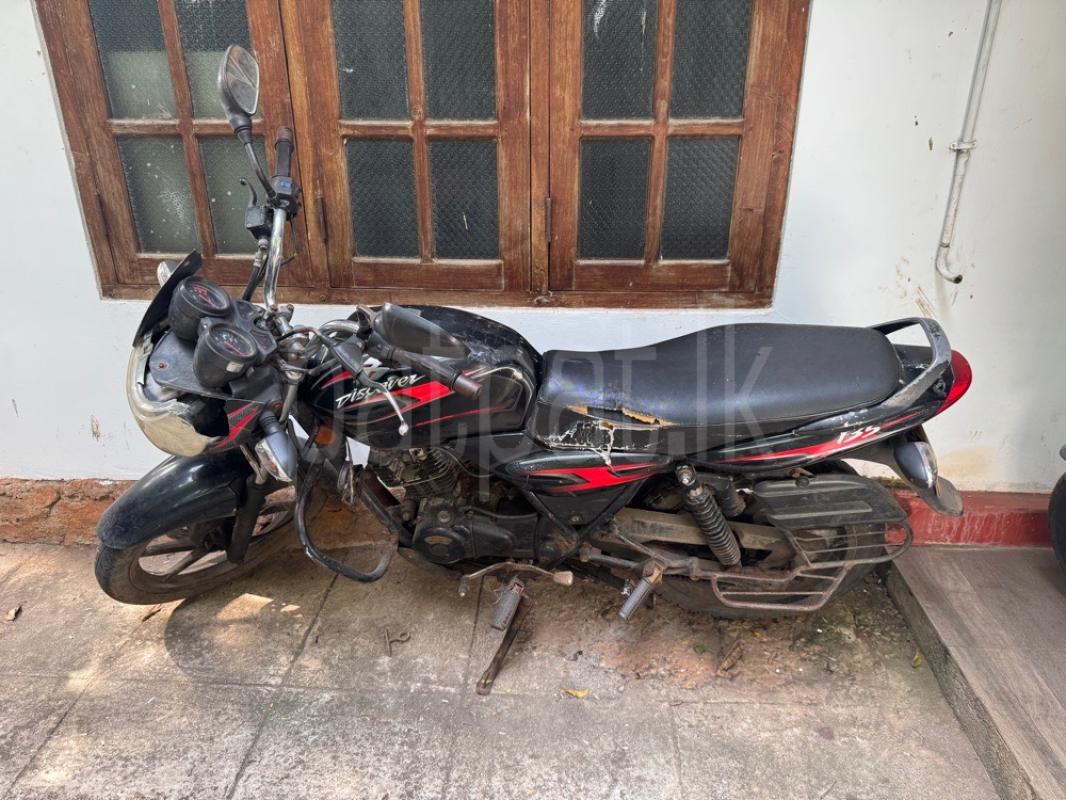 Bajaj Discover 2010 - Used Bike sale in Sri Lanka - patpat.lk