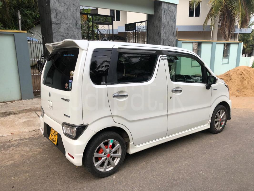 Advertisement image 3