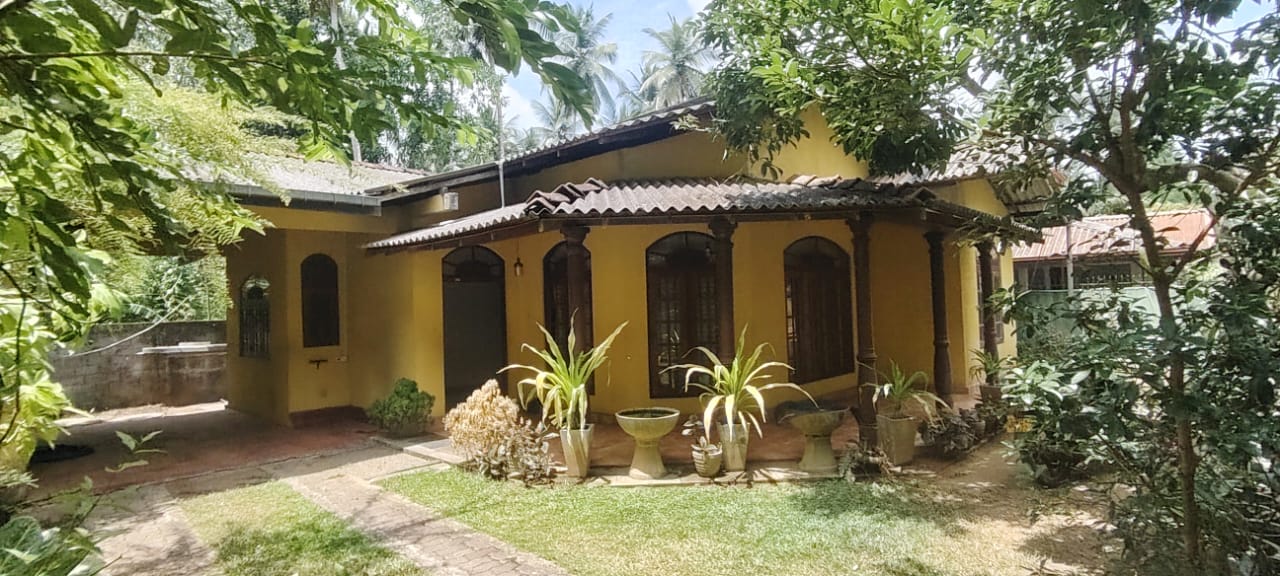House for Sale in Udugampola