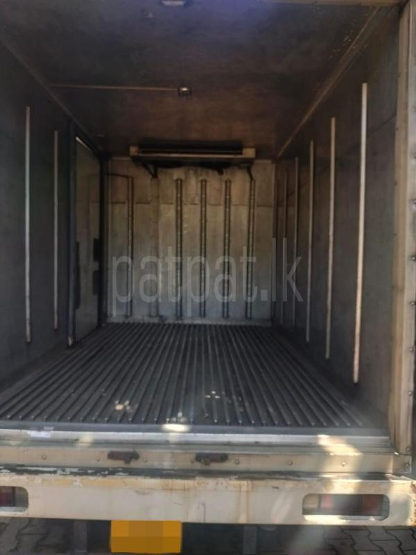 Isuzu Freezer 2005 - Reconditioned Truck sale in Sri Lanka - patpat.lk