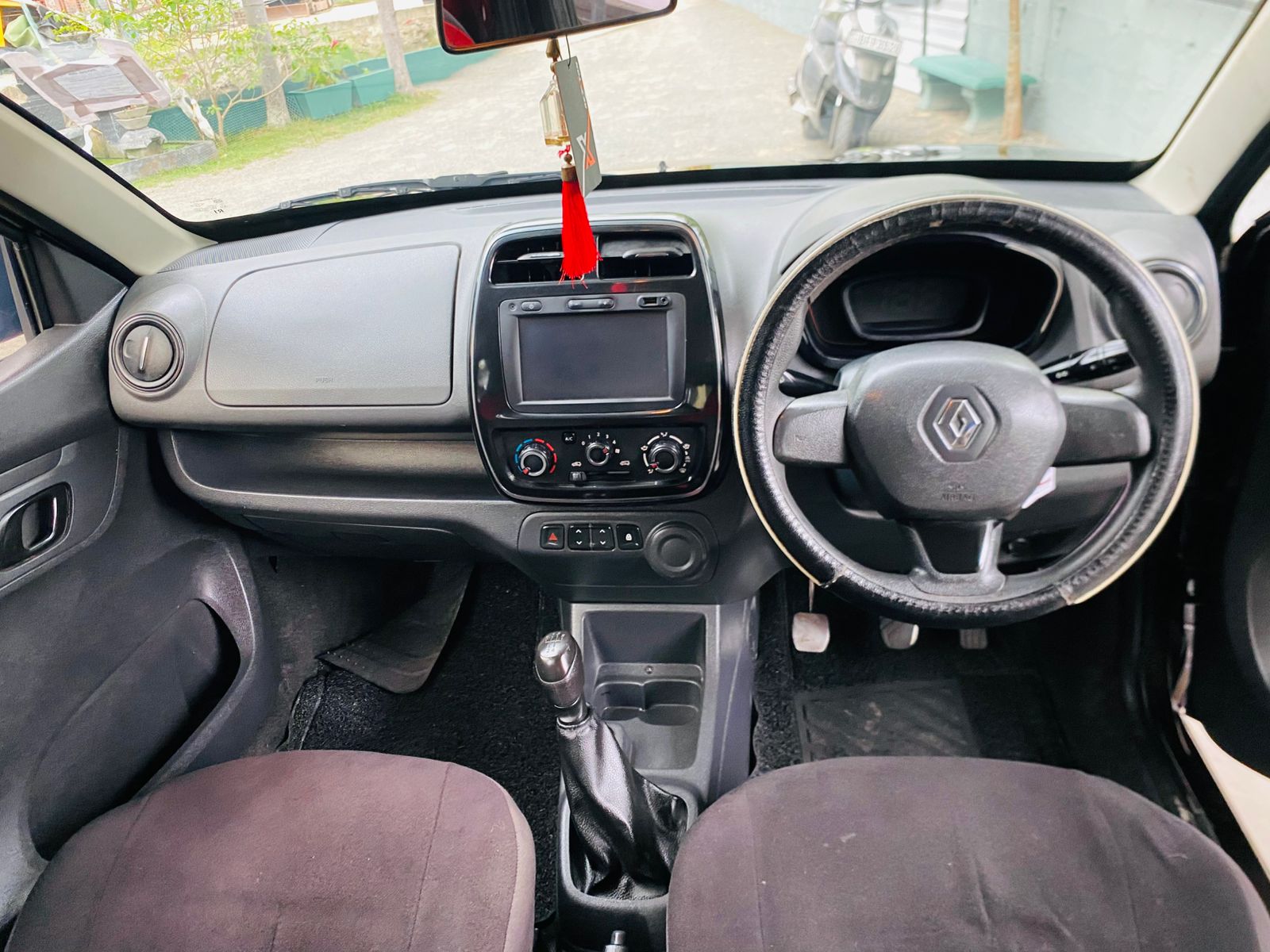 Renault KWID 2016 - Used Car sale in Sri Lanka - patpat.lk