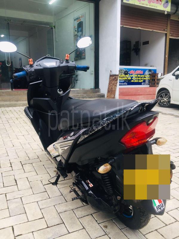 Yamaha Ray ZR 2017 - பயன்படுத்தப்பட்டது பைக் sale in Sri Lanka - patpat.lk