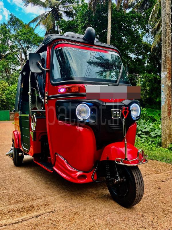 Bajaj Three Wheel 2016 - பயன்படுத்தப்பட்டது முச்சக்கர வண்டி sale in Sri Lanka - patpat.lk