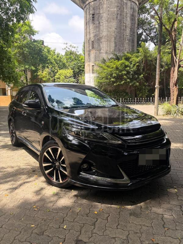 Toyota Harrier 2017 - Used SUV sale in Sri Lanka - patpat.lk