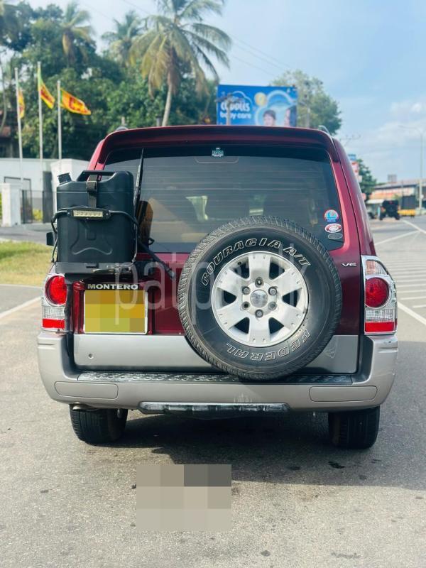 Advertisement image 3