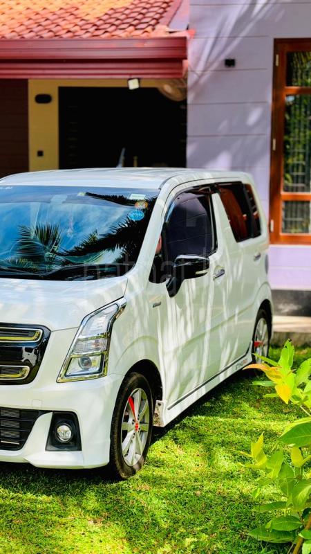 Suzuki Wagon R 2018 - பயன்படுத்தப்பட்டது கார் sale in Sri Lanka - patpat.lk