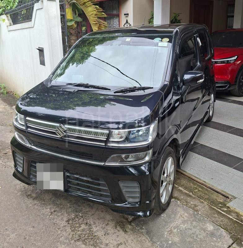 Suzuki Wagon R 2017 - භාවිතා කරන ලද කාර් sale in Sri Lanka - patpat.lk