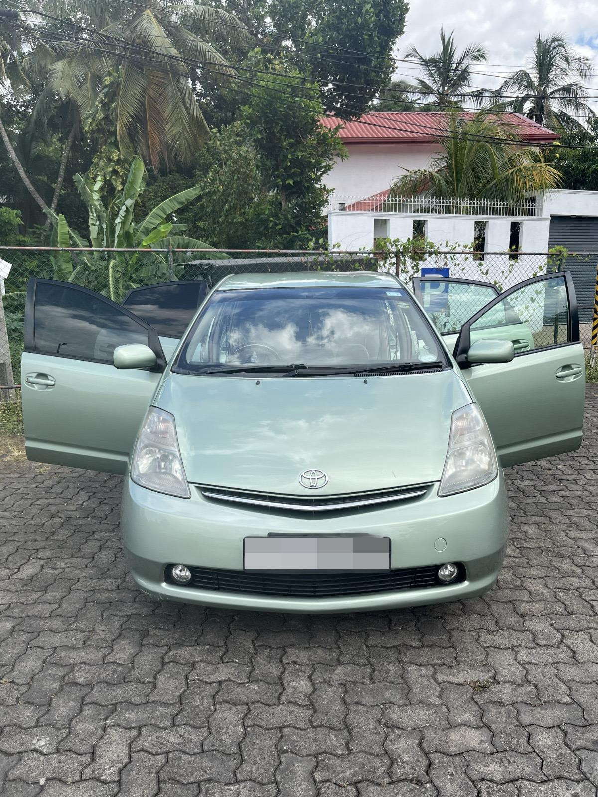 Toyota Prius 2008 - Used Car sale in Sri Lanka - patpat.lk