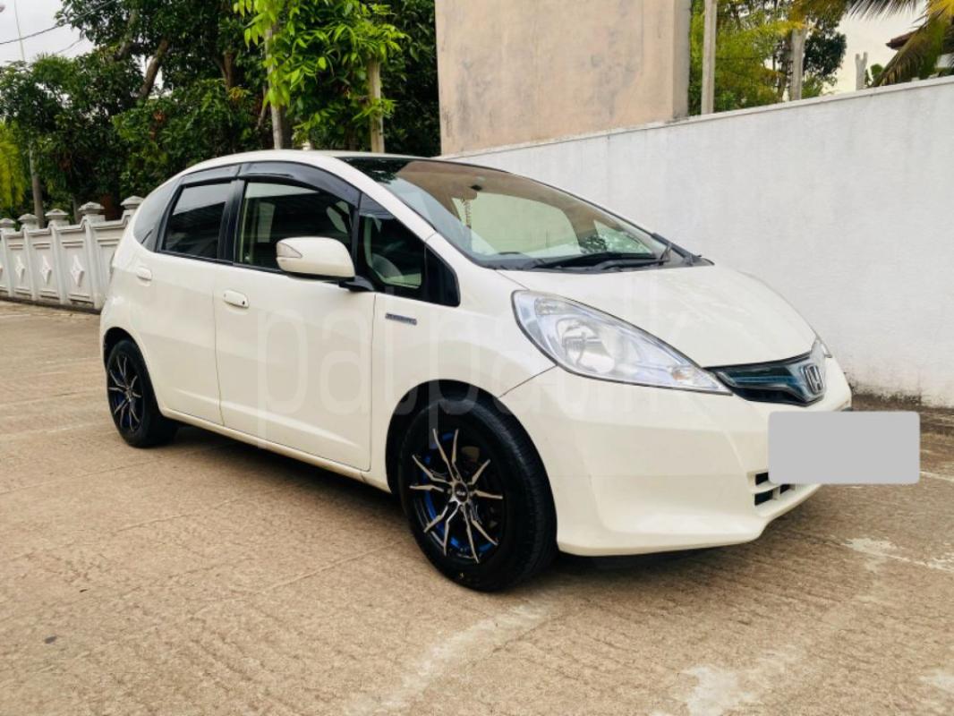 Advertisement image 1