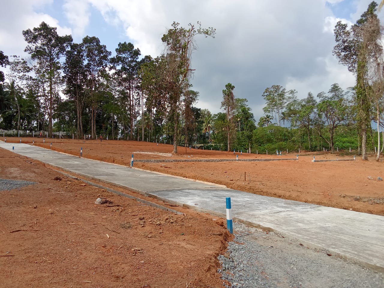 Residential Land for Sale in Ganemulla