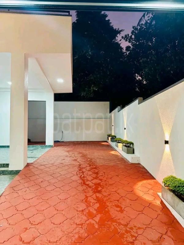 House for Sale in Malabe ads-image-1