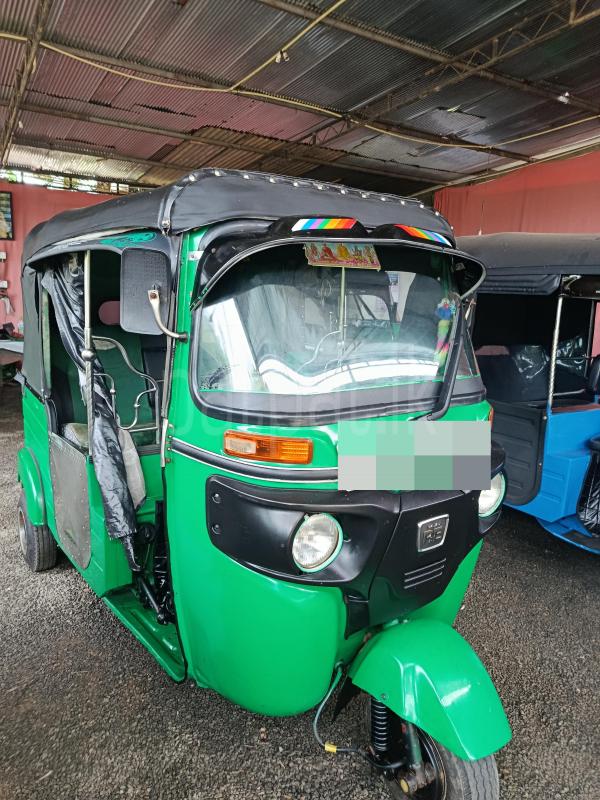 Bajaj 4 stroke 2014 - பயன்படுத்தப்பட்டது முச்சக்கர வண்டி sale in Sri Lanka - patpat.lk