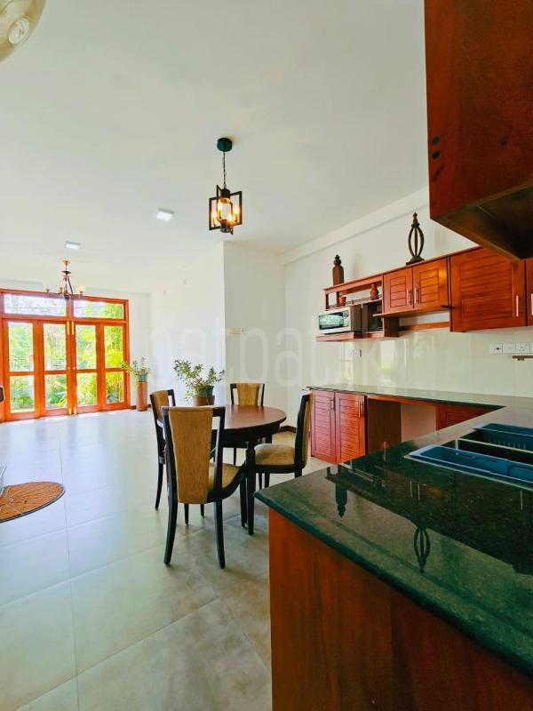 House for Sale in Talawatugoda