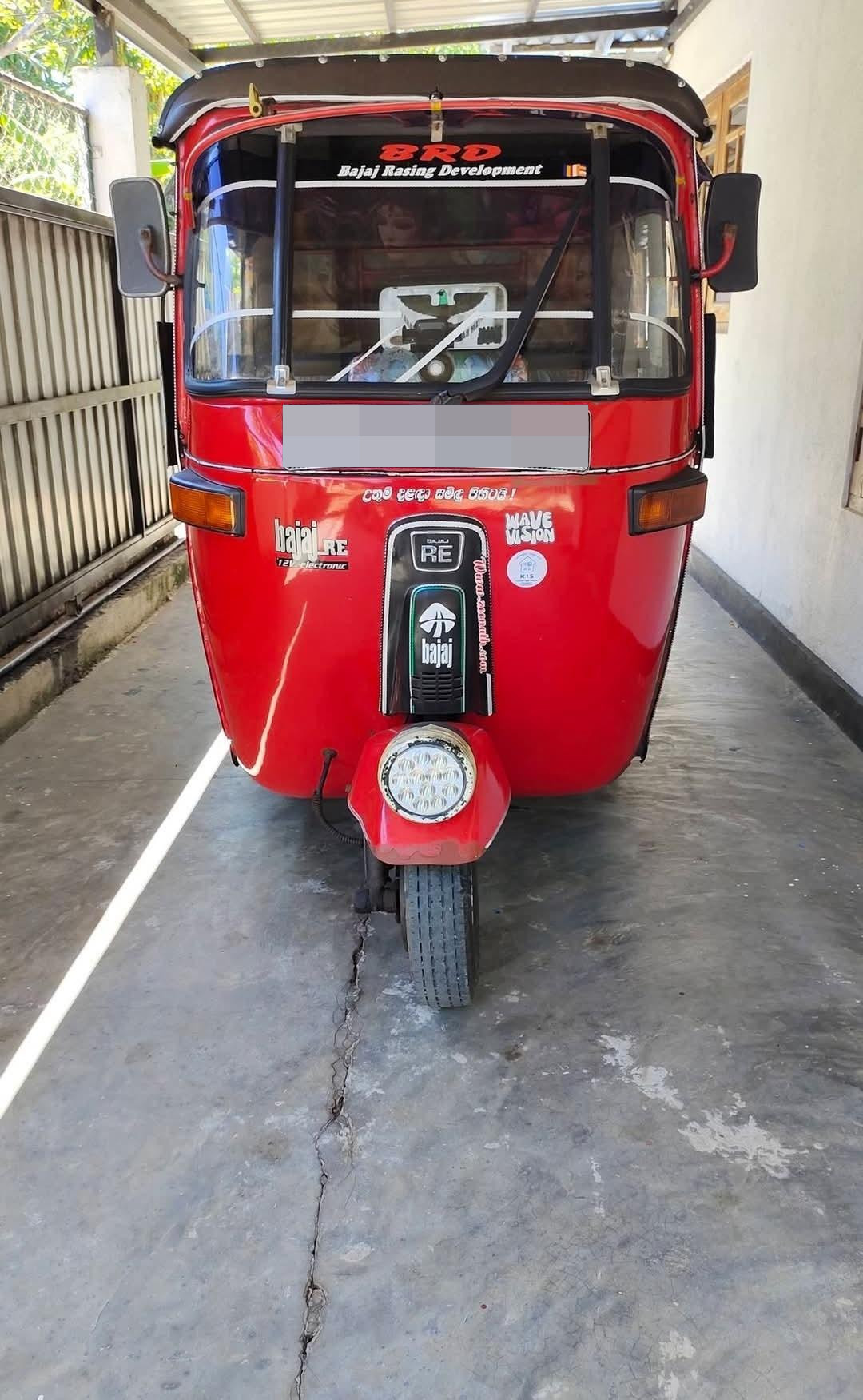 Bajaj Three Wheel 2006 - භාවිතා කරන ලද ත්‍රිරෝද රථය sale in Sri Lanka - patpat.lk