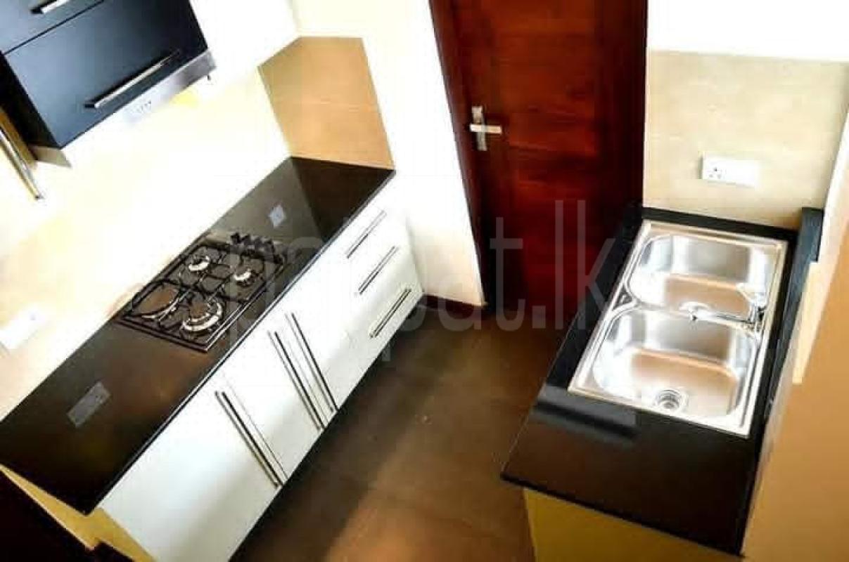 Luxury Apartment for Sale in Kalubowila