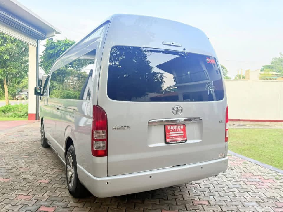 Toyota Hiace 2024 - சான்றளிக்கப்பட்டது வேன் sale in Sri Lanka - patpat.lk