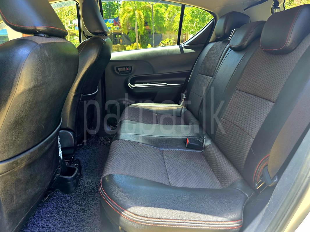 Toyota Aqua 2015 - Used Car sale in Sri Lanka - patpat.lk