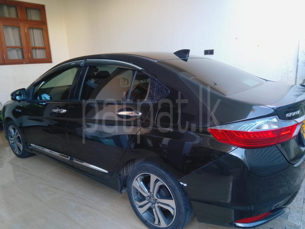 Honda Grace 2014 - Used Car sale in Sri Lanka - patpat.lk