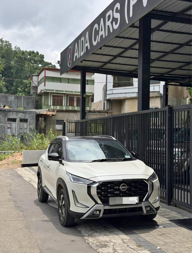 Nissan Magnite 2025 - භාවිතා කරන ලද SUV රථය sale in Sri Lanka - patpat.lk