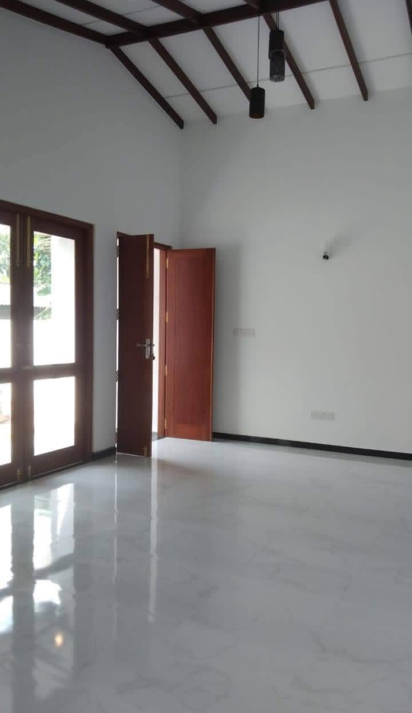 House for Sale in Polgasowita