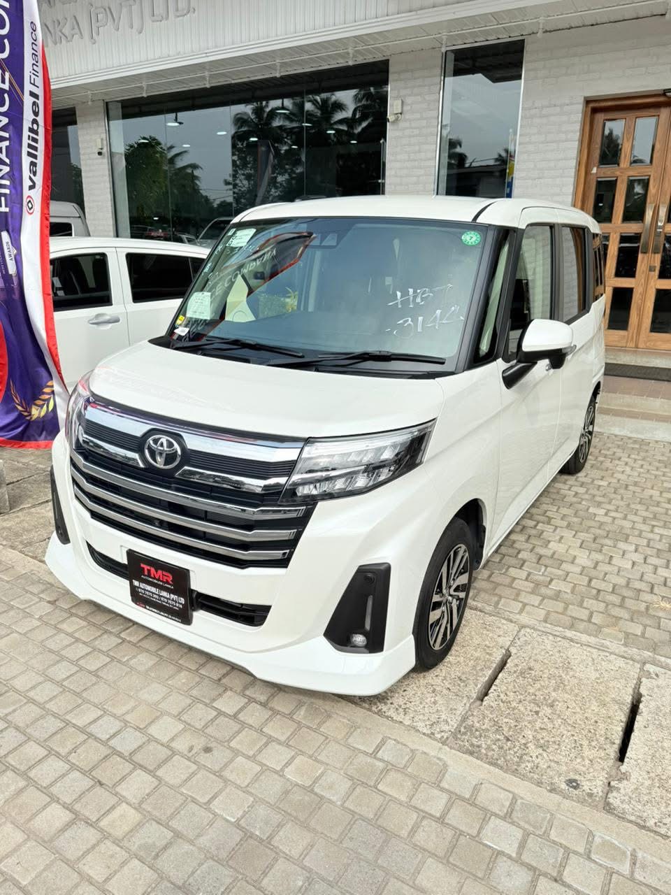 Toyota Roomy 2025 - சான்றளிக்கப்பட்டது வேன் sale in Sri Lanka - patpat.lk