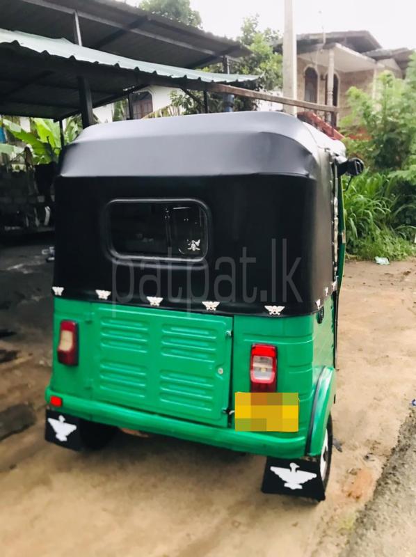 Bajaj 2 stroke 2005 - பயன்படுத்தப்பட்டது முச்சக்கர வண்டி sale in Sri Lanka - patpat.lk