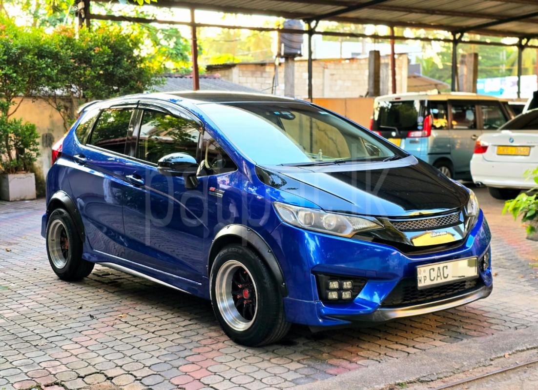 Advertisement image 2