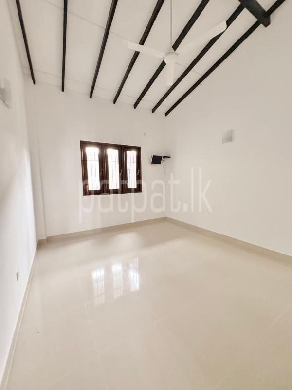 House for Sale in Athurugiriya ads-image-1