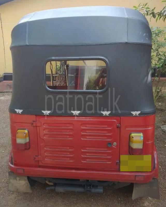 Bajaj 4 stroke 2011 - Used Three wheeler sale in Sri Lanka - patpat.lk