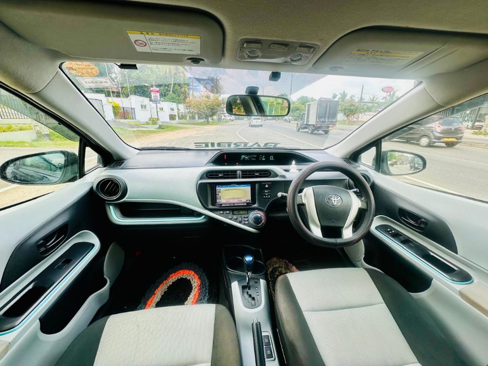 Toyota Aqua 2012 - Used Car sale in Sri Lanka - patpat.lk