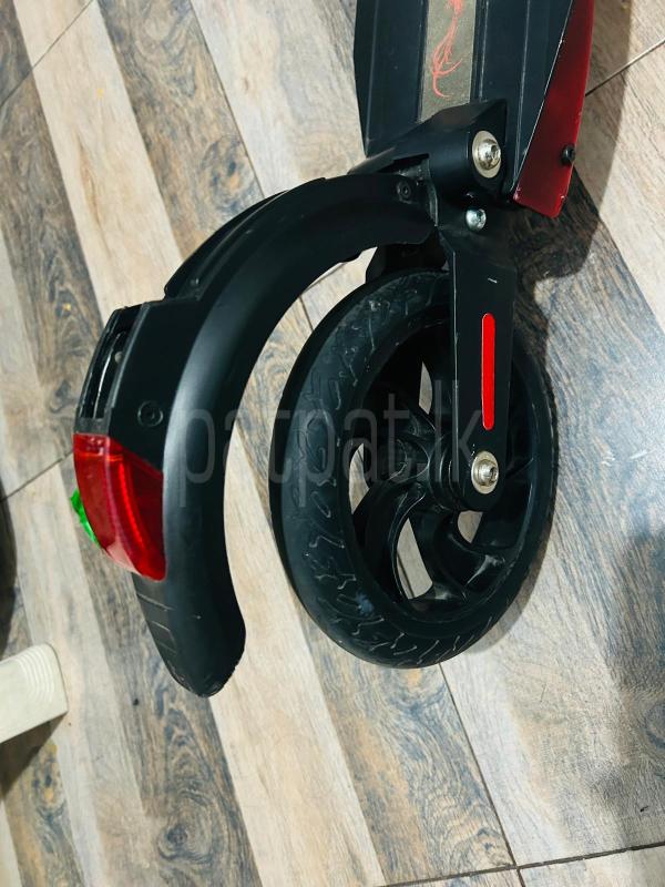 Advertisement image 6